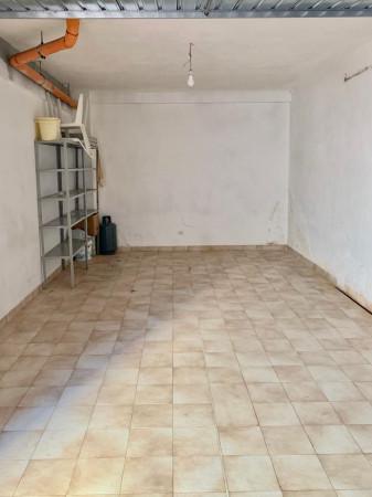 negozio in affitto a Ragusa in zona Marina