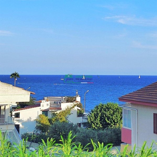 appartamento in affitto a Ragusa in zona Marina