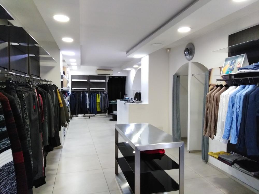 negozio in affitto a Ragusa in zona Ragusa Centro