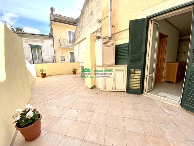 casa indipendente in affitto a Ragusa in zona Ragusa Centro