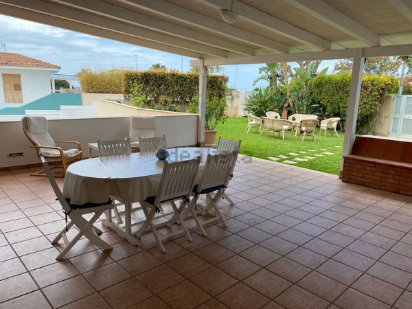casa indipendente in affitto a Ragusa in zona Marina