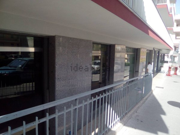 locale commerciale in affitto a Ragusa