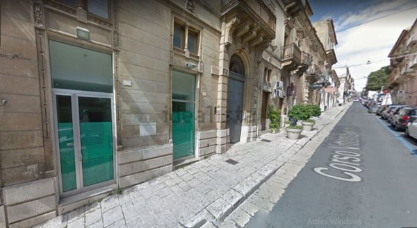 locale commerciale in affitto a Ragusa
