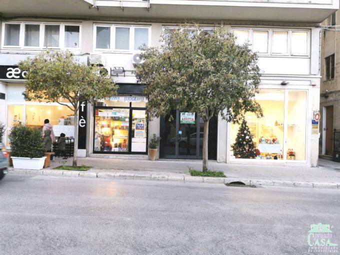 negozio in affitto a Ragusa in zona Ibla