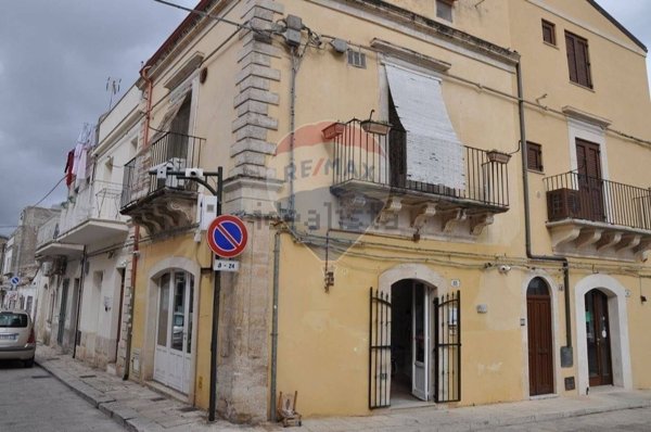 negozio in affitto a Ragusa in zona Ibla