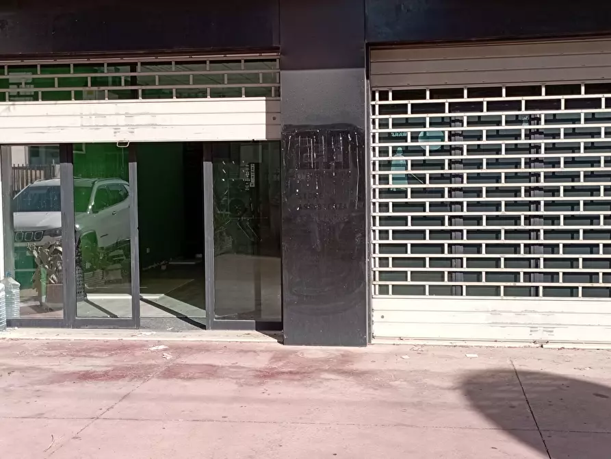 locale commerciale in affitto a Ragusa