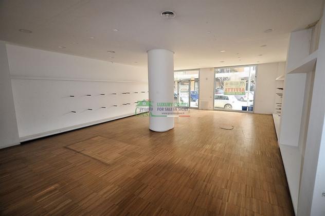 negozio in affitto a Ragusa