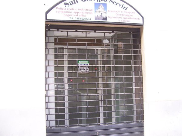 locale commerciale in affitto a Ragusa