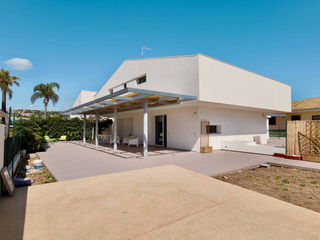 casa indipendente in affitto a Ragusa in zona Marina