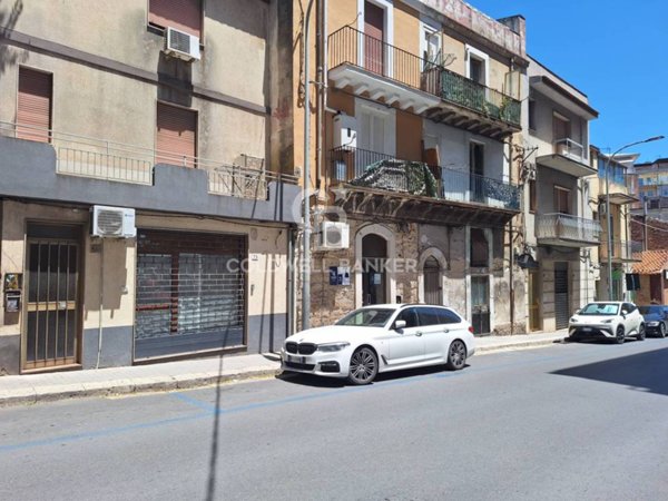 negozio in affitto a Ragusa