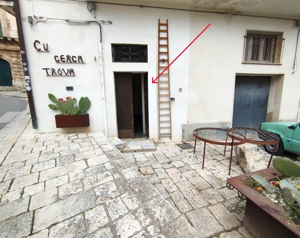 locale commerciale in affitto a Ragusa in zona Ibla
