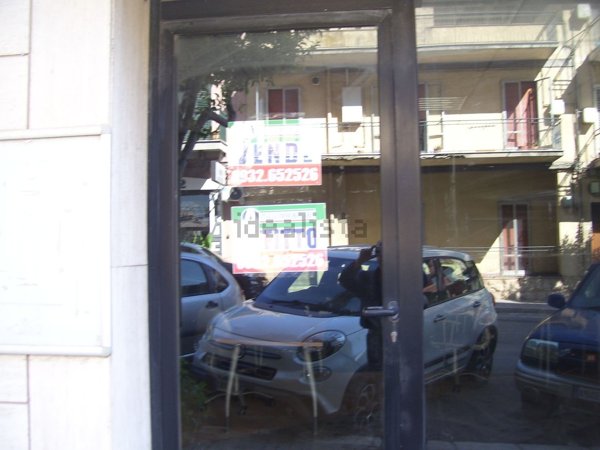 locale commerciale in affitto a Ragusa
