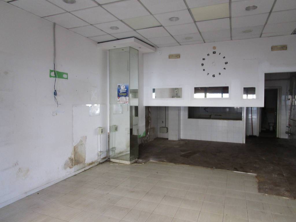 negozio in affitto a Ragusa