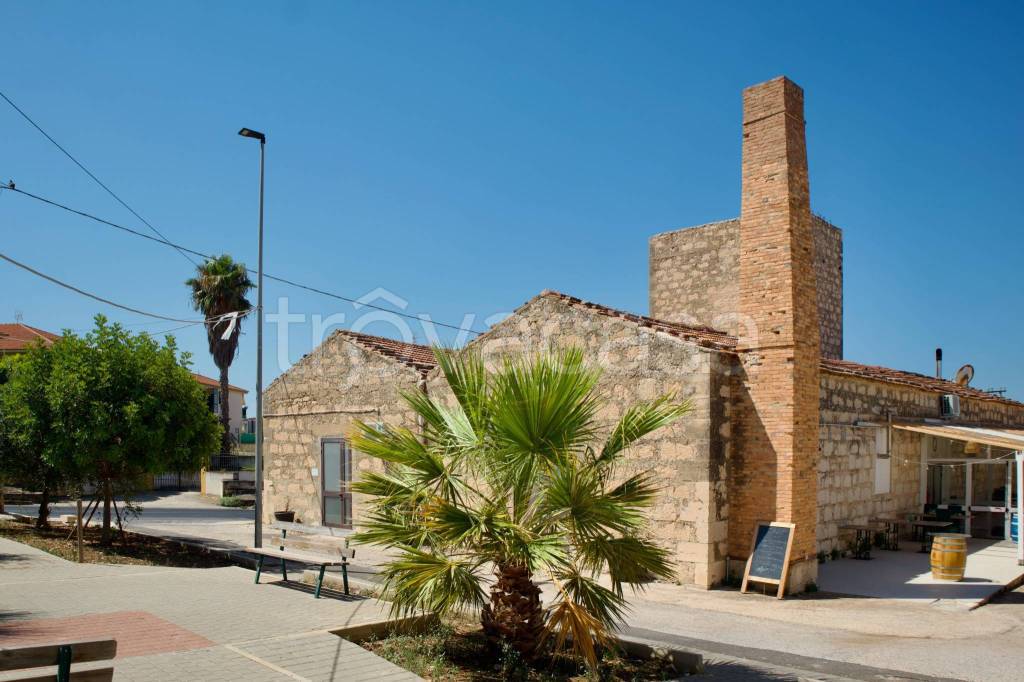 negozio in affitto a Santa Croce Camerina