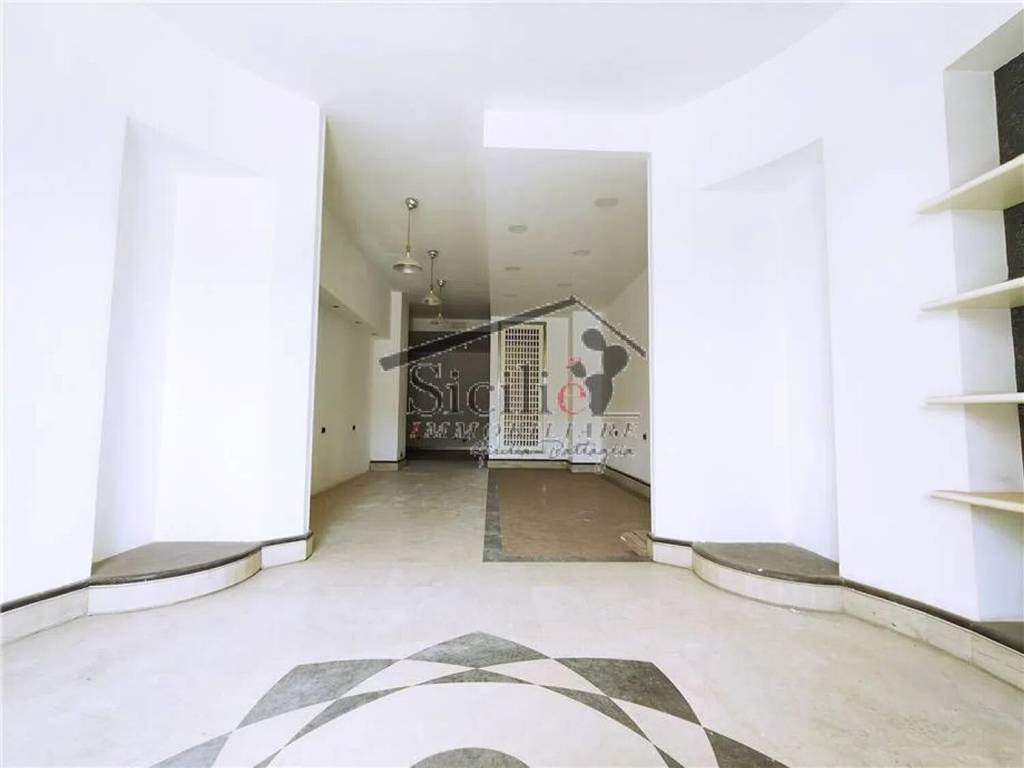 negozio in affitto a Scicli in zona Donnalucata