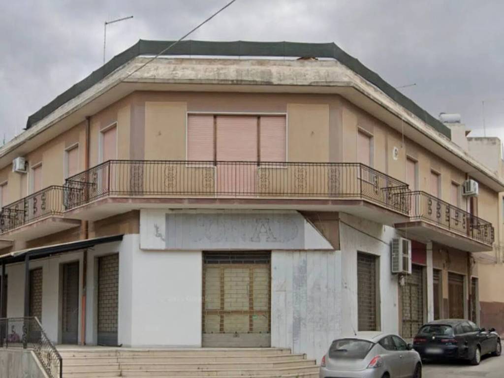 negozio in affitto a Scicli in zona Donnalucata