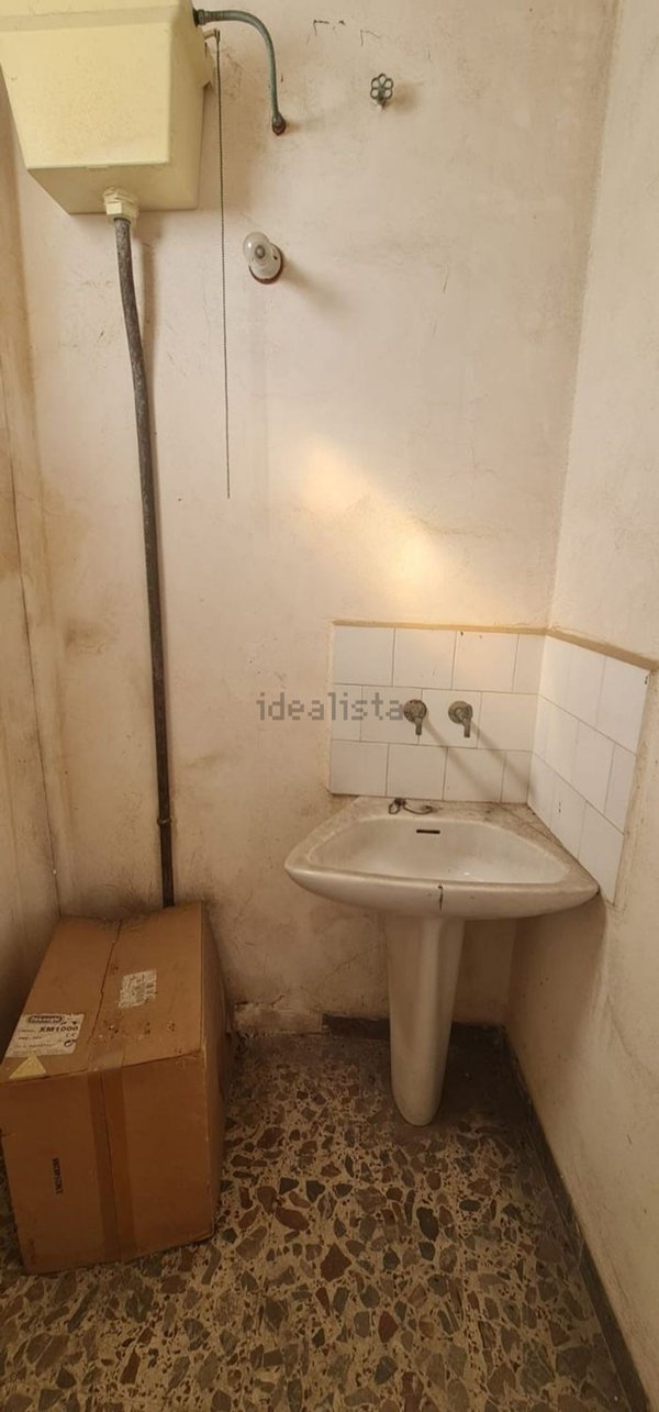 locale commerciale in affitto a Scicli