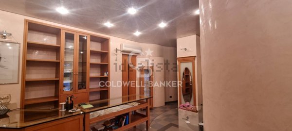 locale commerciale in affitto a Scicli