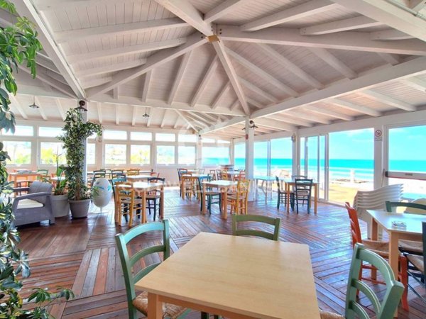 negozio in affitto a Scicli in zona Cava d'Aliga