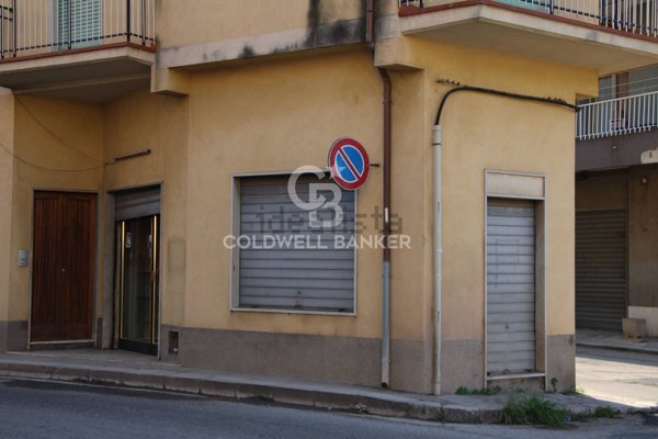 locale commerciale in affitto a Scicli