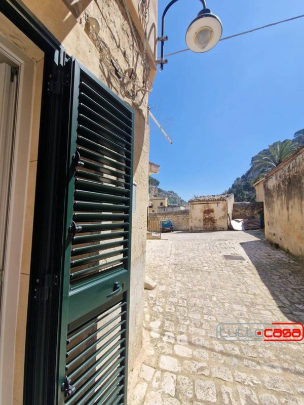 casa indipendente in affitto a Scicli