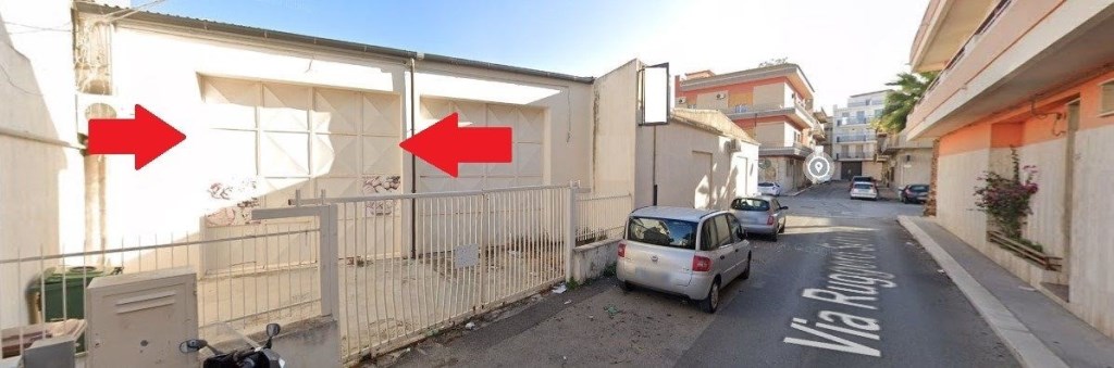 locale commerciale in affitto a Vittoria