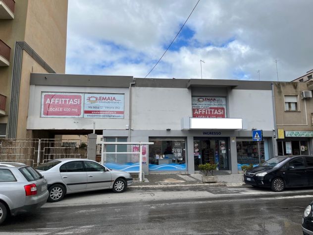 locale commerciale in affitto a Vittoria