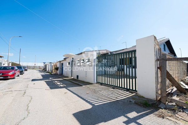 casa indipendente in affitto a Vittoria in zona Scoglitti