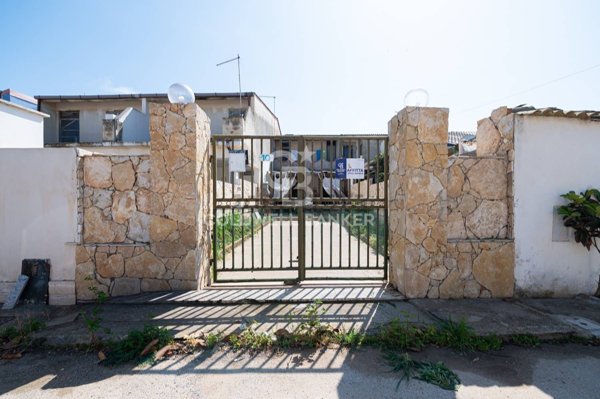 casa indipendente in affitto a Vittoria in zona Scoglitti