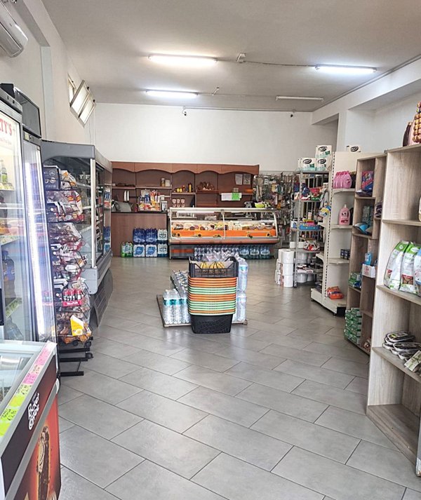 negozio in affitto a Vittoria