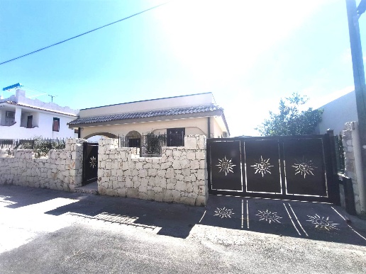 casa indipendente in affitto ad Augusta