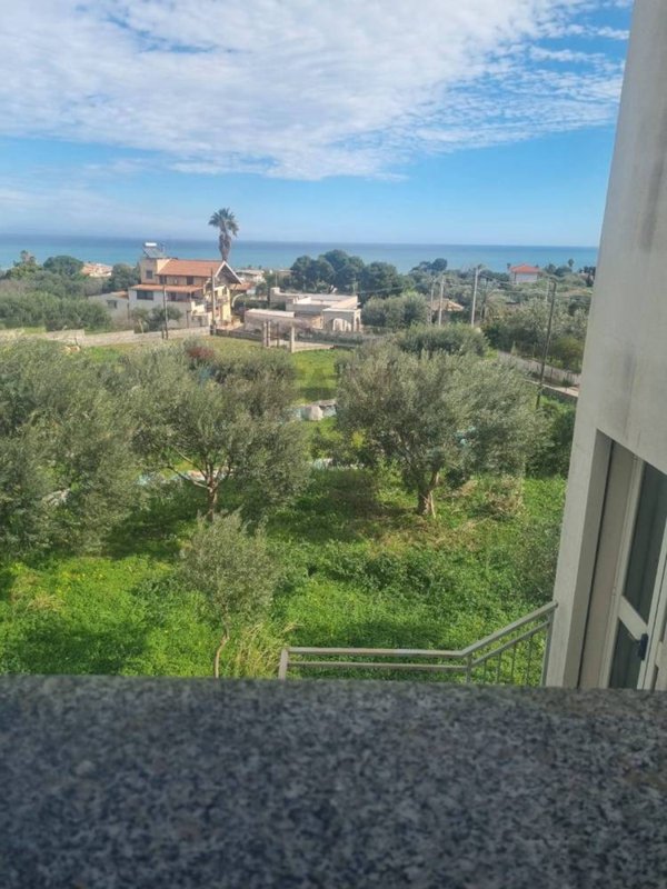 locale commerciale in affitto ad Augusta