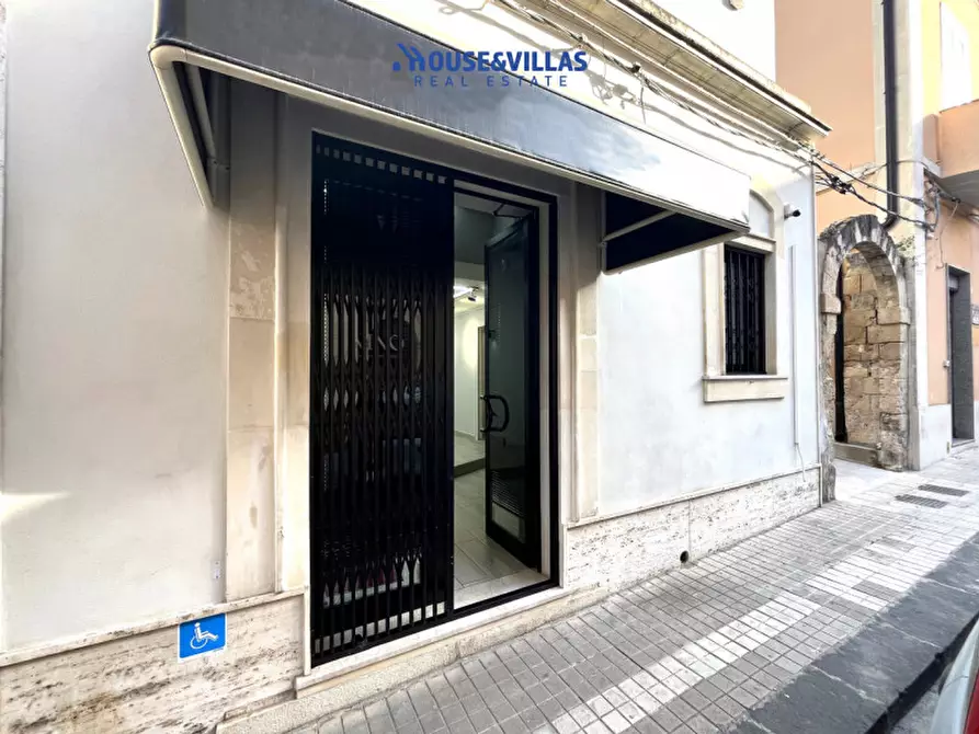 locale commerciale in affitto ad Avola