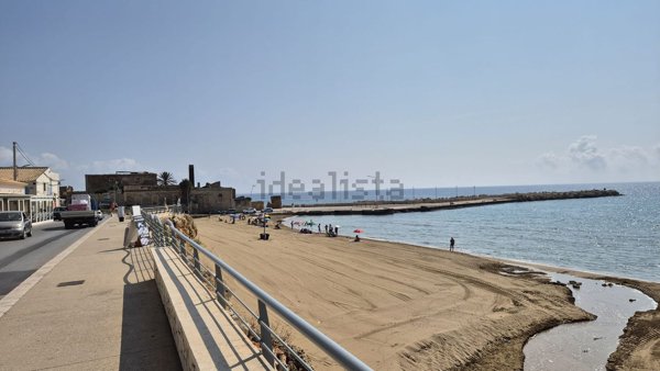 negozio in affitto ad Avola