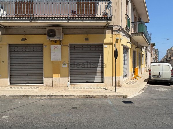 locale commerciale in affitto ad Avola