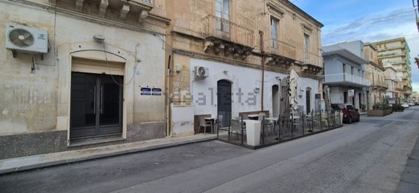 negozio in affitto ad Avola