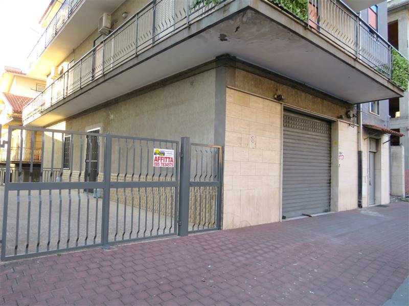 locale commerciale in affitto a Carlentini