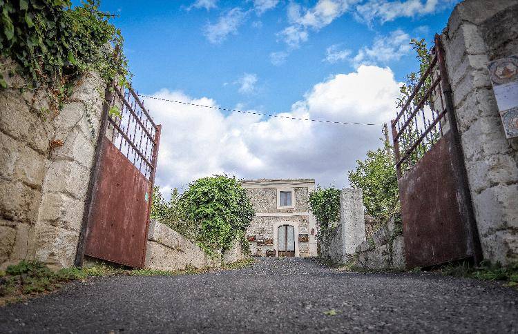 casa indipendente in affitto a Carlentini