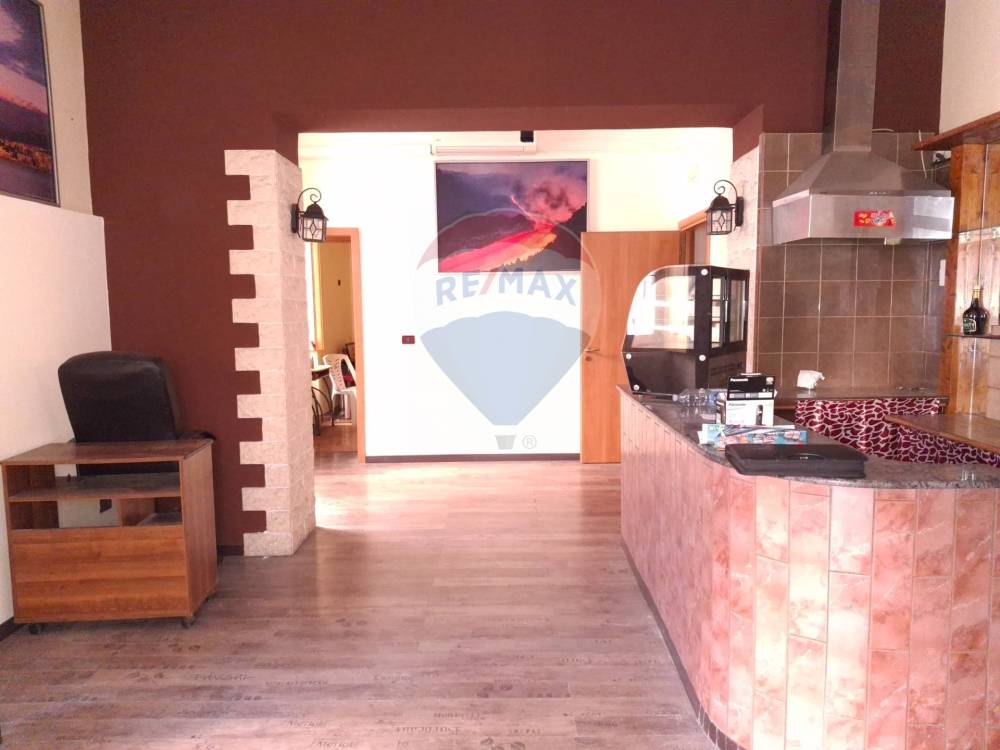 locale commerciale in affitto a Carlentini
