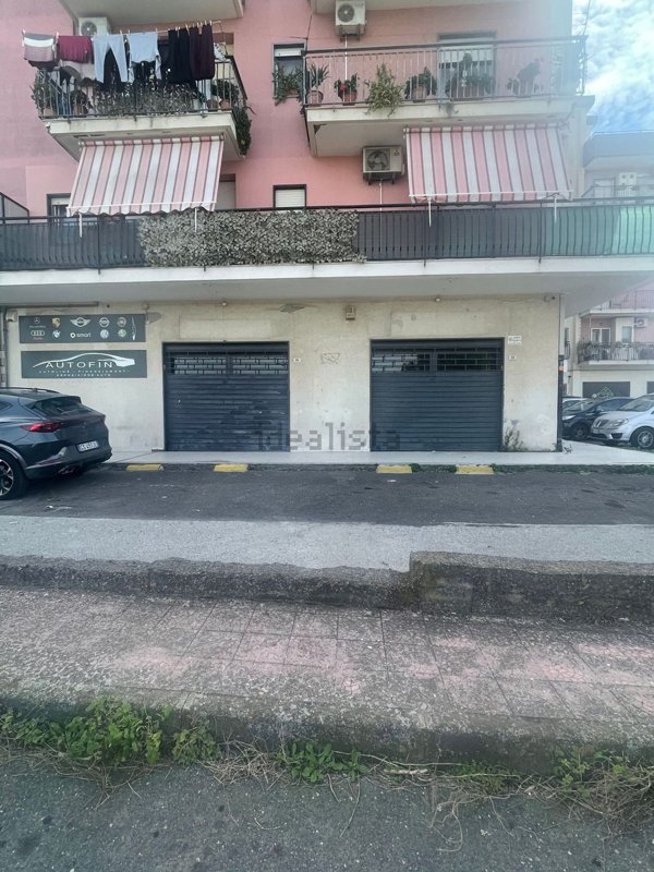 locale commerciale in affitto a Carlentini
