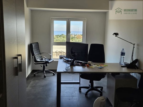 ufficio in affitto a Melilli in zona Città Giardino