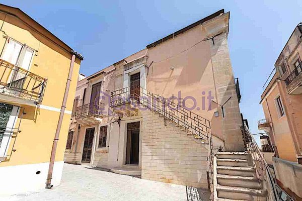 appartamento in affitto a Melilli