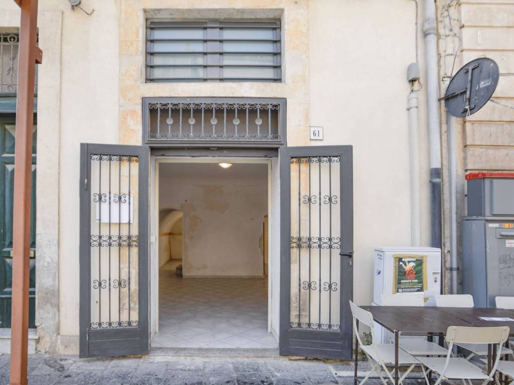 negozio in affitto a Noto