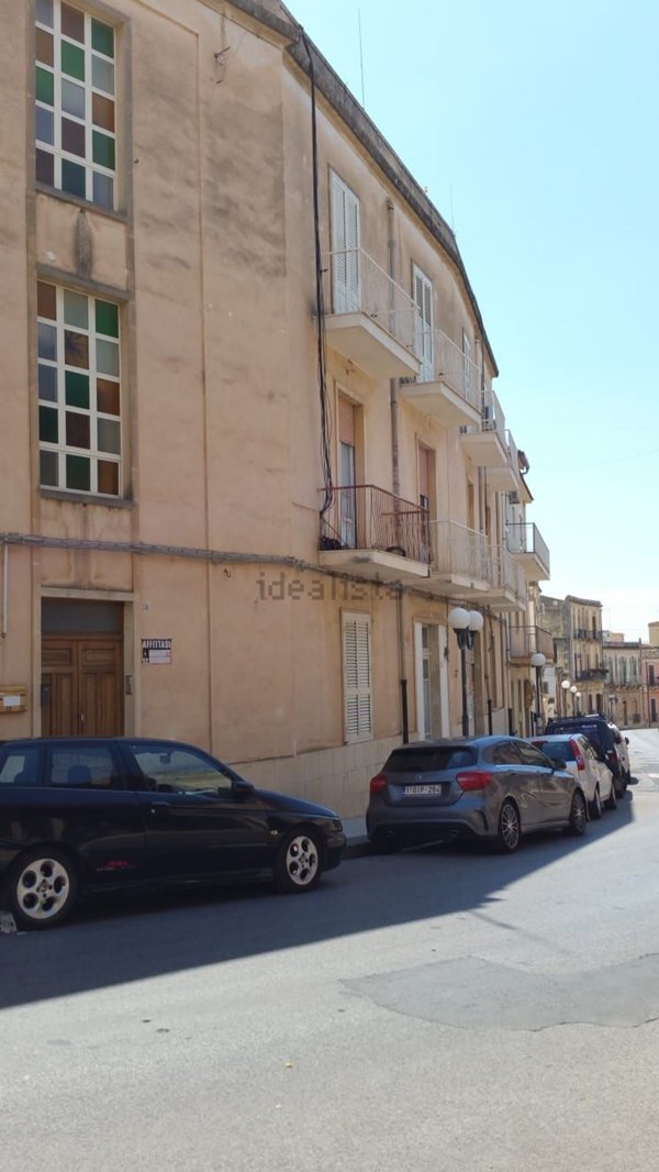 appartamento in affitto a Noto