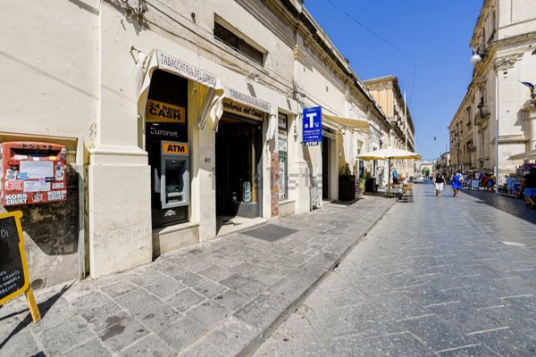 negozio in affitto a Noto