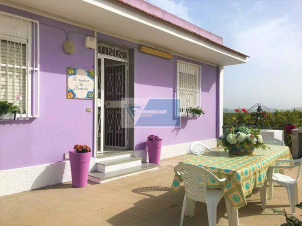 casa indipendente in affitto a Noto