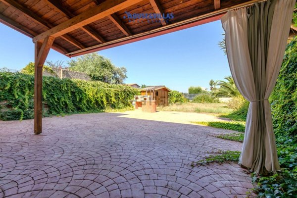 appartamento in affitto a Noto in zona Calabernardo