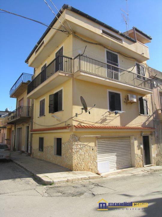 appartamento in affitto a Pachino