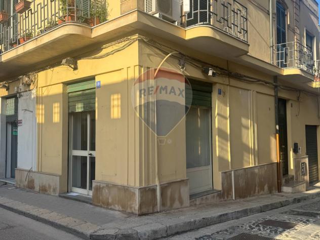 locale commerciale in affitto a Pachino