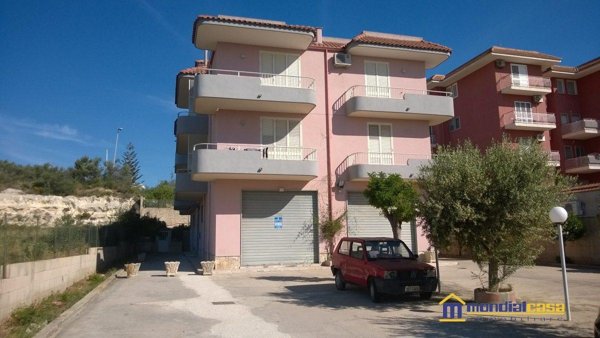 appartamento in affitto a Pachino